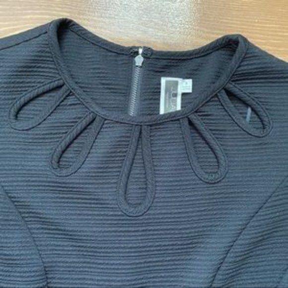 Julian Taylor Dress Bell Sleeved Fit and Flare 6 - Picture 4 of 15